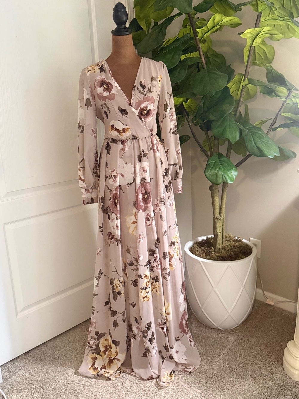 Baltic Born Lydia Deep Mauve Floral Maxi Dress XS